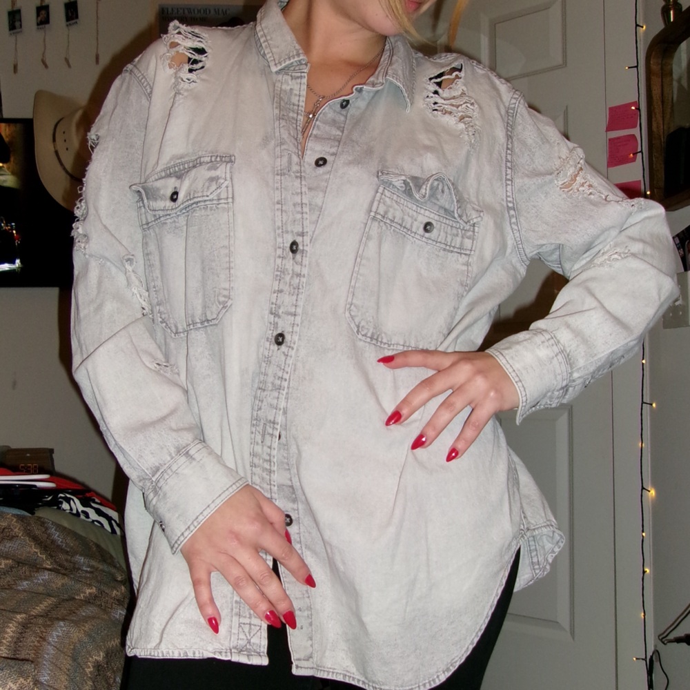Distressed Jean Jacket - American Eagle